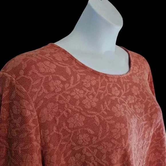 Catherine's Pink Lace Covered plus size shirt 2X - Picture 2 of 6